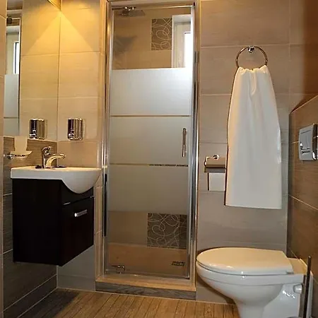 Hotel Piast Przy Zamku 2*