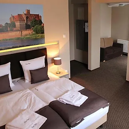 Hotel Piast Przy Zamku